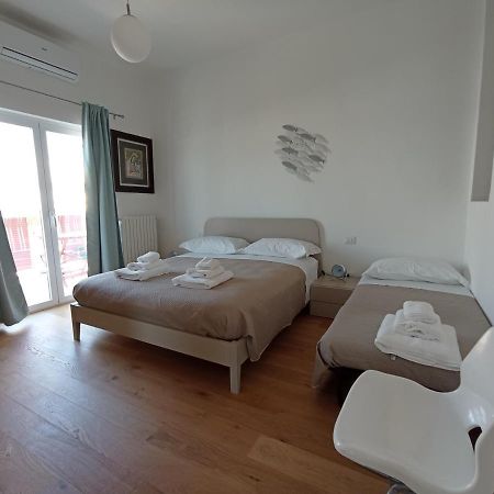 Via Genova 31 Apartment Bari Exterior photo