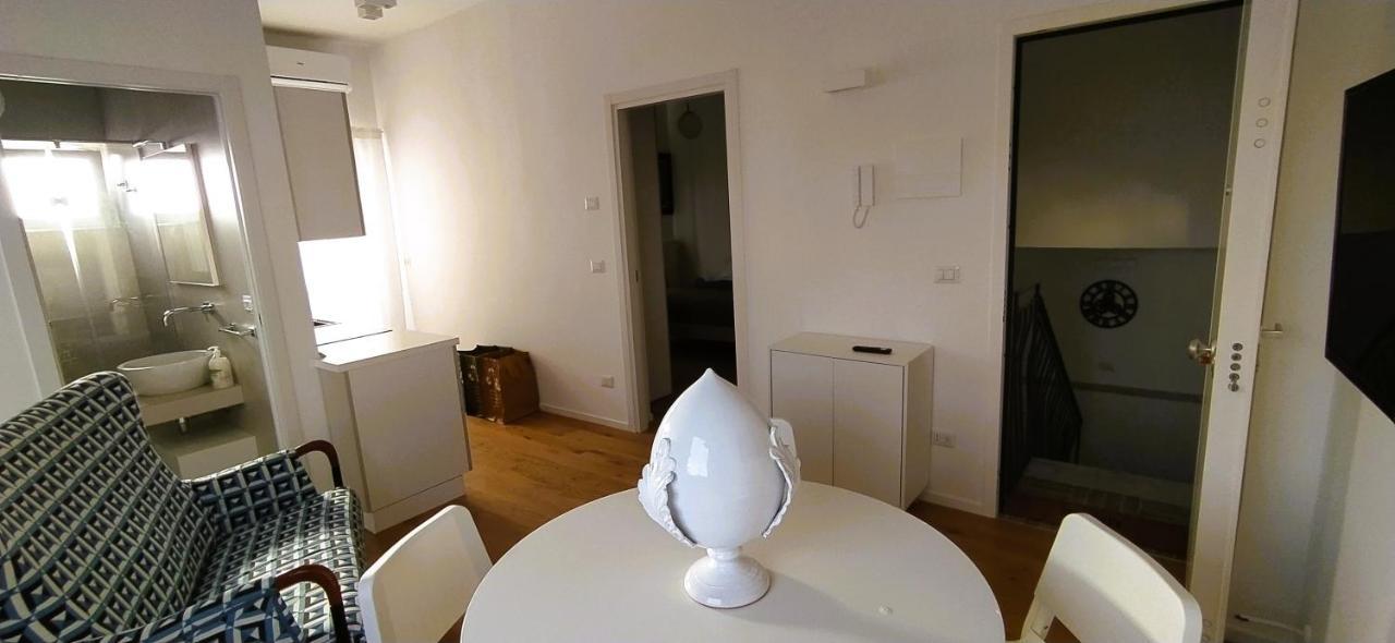 Via Genova 31 Apartment Bari Exterior photo